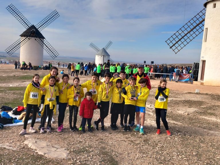 Mejor centro escolar en el campeonato regional de campo a través