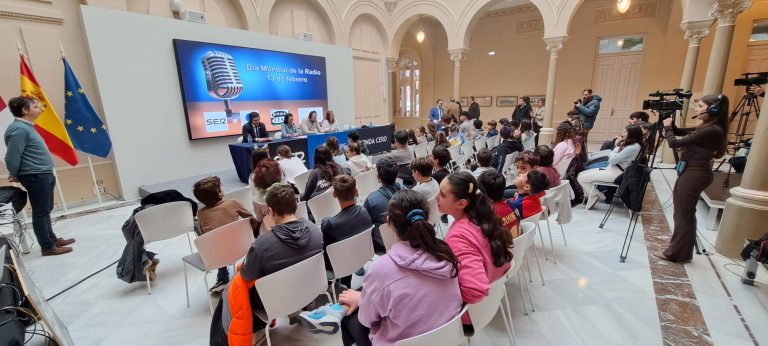 Participamos en el programa por Día Mundial de la Radio en el palacio de la Diputación